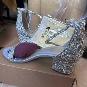Elegant Silver Embellished Women's Sandals
